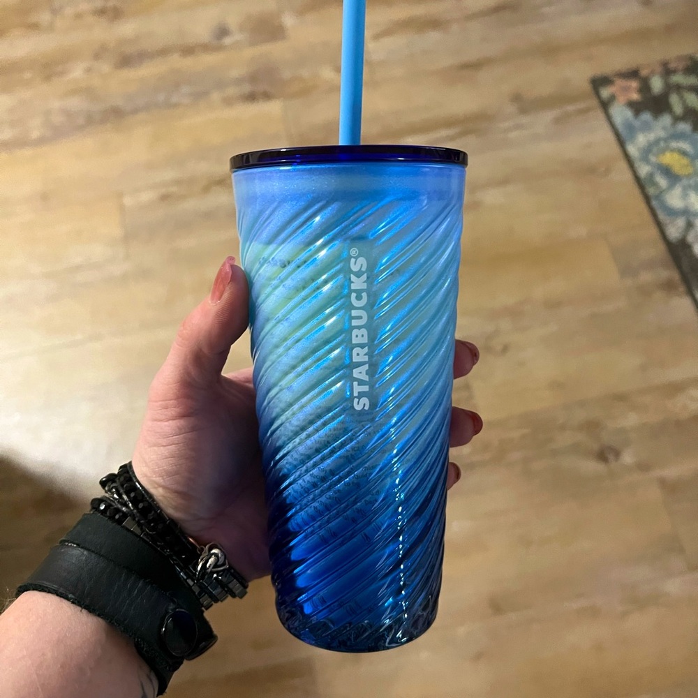 Starbucks 2023 Blue Diagonal Sheen Ombre  Swirl Glass Tumbler new realese !